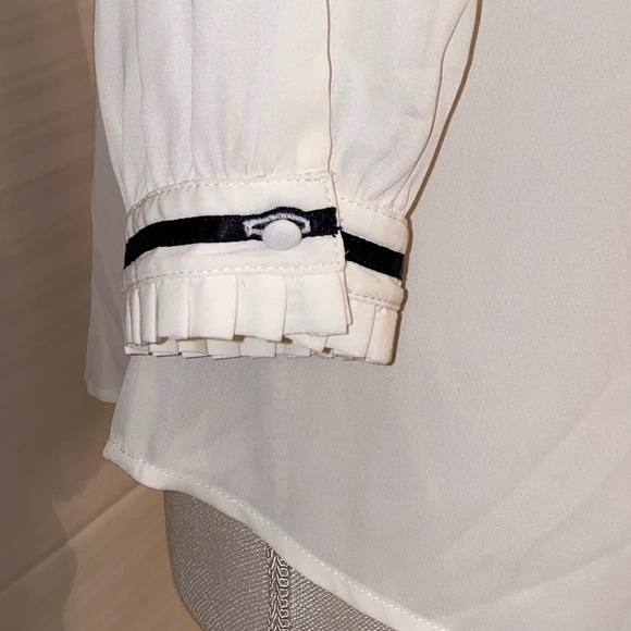 Blouse - Picture 8 of 8